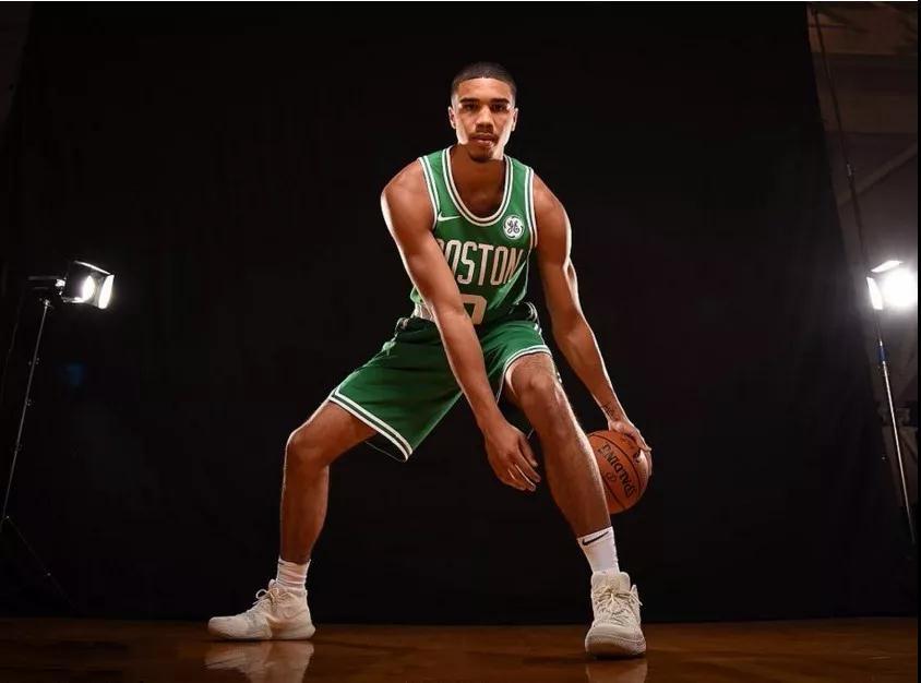 耀的一颗新 耀的一颗新