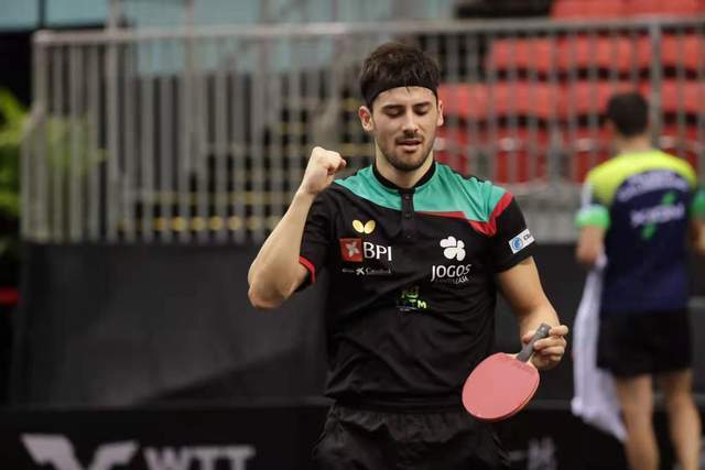 显得略微松 显得略微松