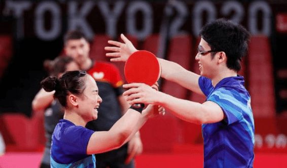 经济和媒体 经济和媒体