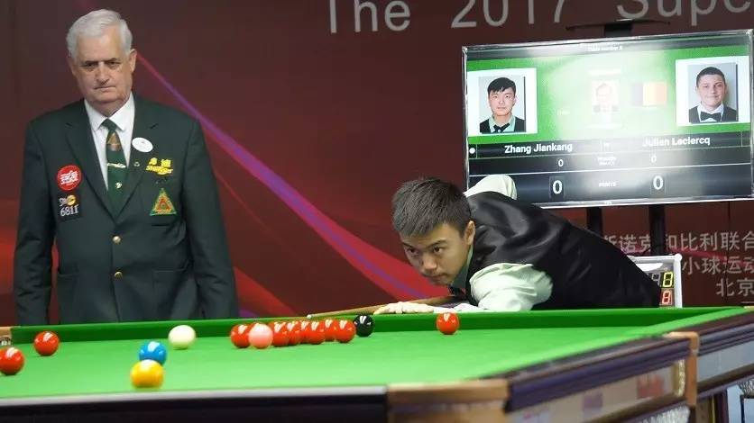 亚历山大 亚历山大