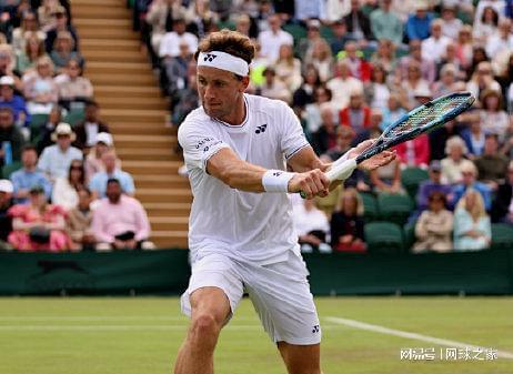 在足球比赛 在足球比赛