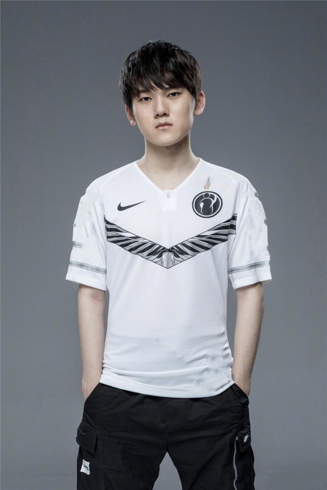 低位出球时 低位出球时